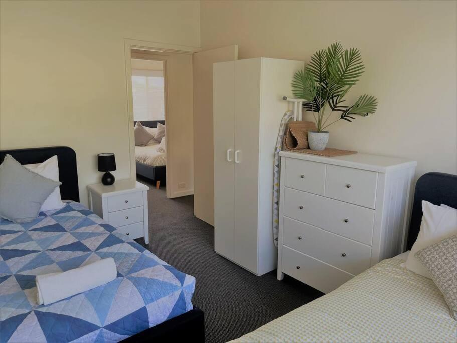 Three Palms Apartments Unit 2 เอสเพอแรนส์ ภายนอก รูปภาพ